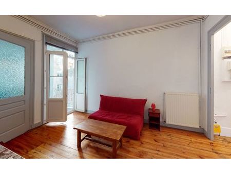 location appartement  56.8 m² t-2 à saint-étienne  470 €