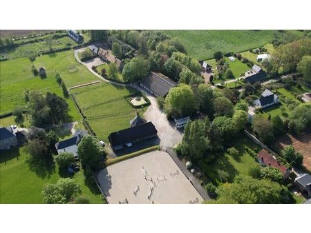 vente propriété 10 pièces 300 m²