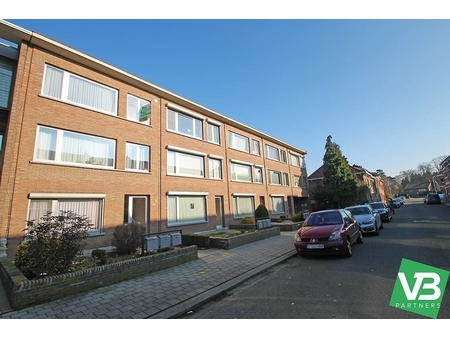 appartement te huur in wijnegem met 2 slaapkamers