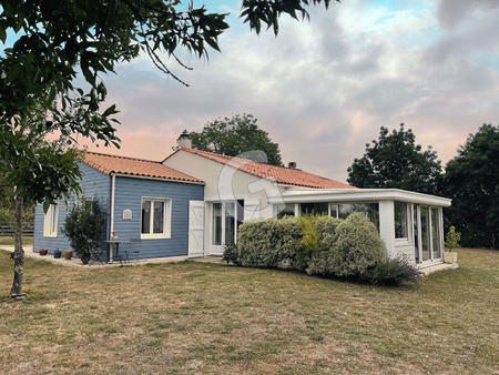 vente maison à saint-cyr-en-talmondais (85540) : à vendre / 157m² saint-cyr-en-talmondais