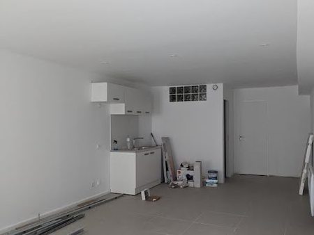 location appartement 1 pièce 40 m²