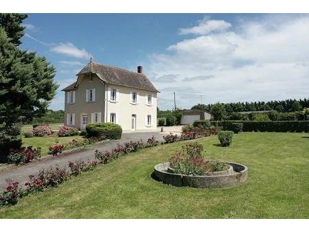 vente maison à saint-pierre-sur-dives (14170) : à vendre / 150m² saint-pierre-sur-dives