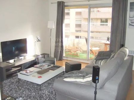 location appartement 1 pièce 40 m²