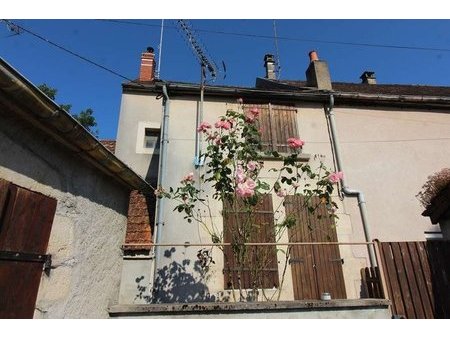 dpt nièvre (58)  à vendre proche de clamecy maison p4