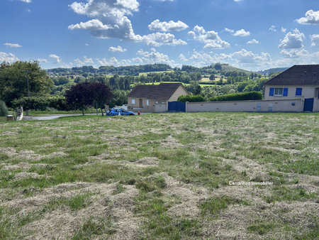 terrain viabilisé sur la commune de bourganeuf 618m2