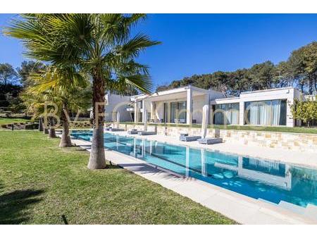 exclusivite ! luxueuse villa d'architecte - domaine prisé du redon - mougins -...