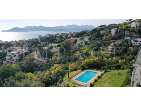 appartement avec terrasse et piscine cannes (06)