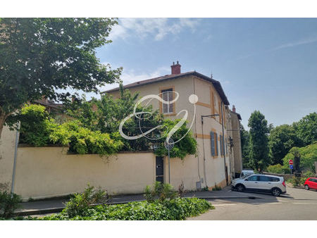 vente appartement 5 pièces 147 m² caluire-et-cuire (69300)