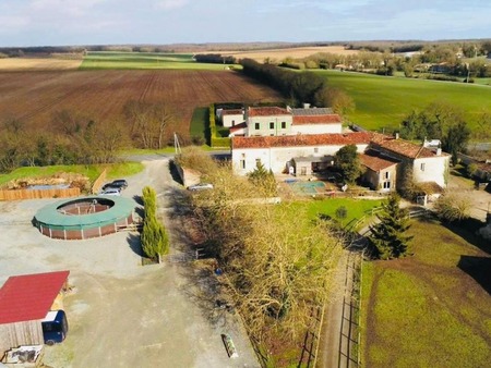 maison de maître de qualité à saint-jean-d'angély