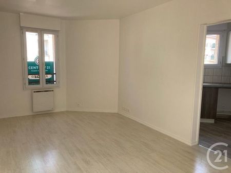 appartement f1 à louer - 1 pièce - 27 84 m2 - claye souilly - 77 - ile-de-france