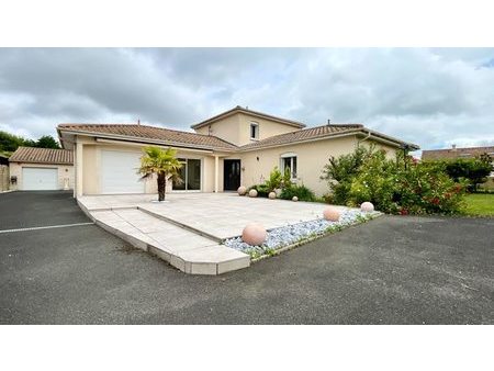 vente maison 6 pièces 140 m²