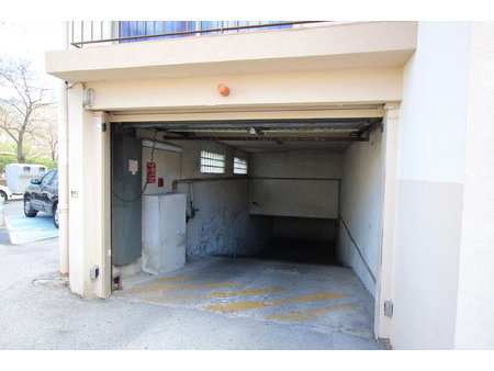 garage en sous-sol copropriété fermée