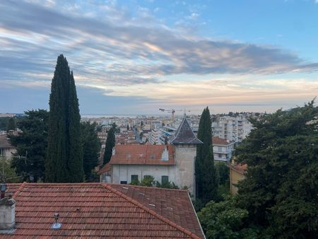 3 pièces vue mer proche toutes commodités