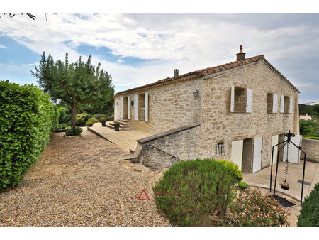 maison de caractère au domaine de la salle à bouc-bel-air