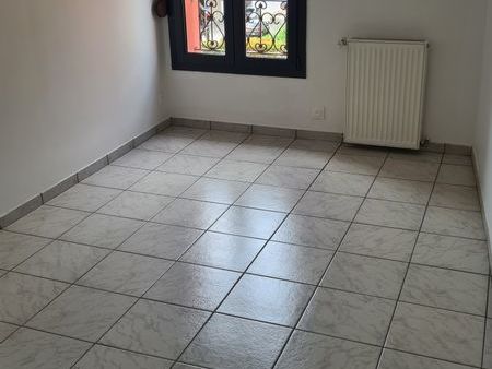 chalons - appartement f 5 - 92 m2