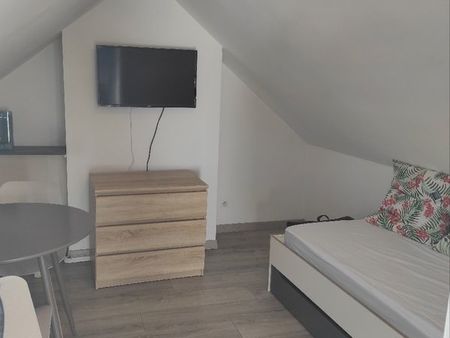 loue studio meublé 10m2 saint acheul