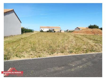 vente terrain à saint-jean-de-thouars (79100) : à vendre / saint-jean-de-thouars