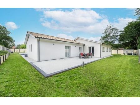 vente maison à construire 110 m² castanet-tolosan (31320)