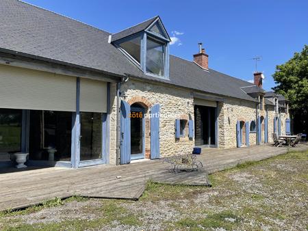 vend longère sur 7 434 m de terrain située entre saint amand & lignieres