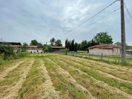 terrain 1 350 m² cormoranche sur saone