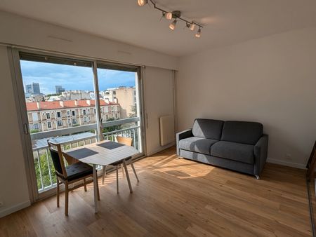 loue studio meublé 22m² - métro pont de neuilly sur seine