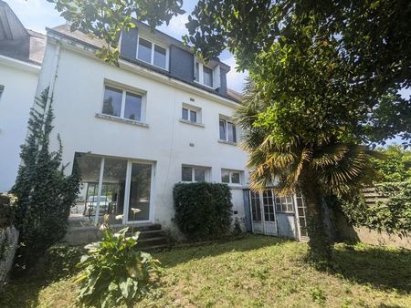 maison 8 pièces 170 m²