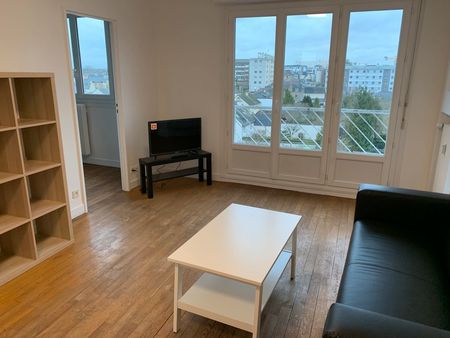 apartement 65 m² metro clémenceau