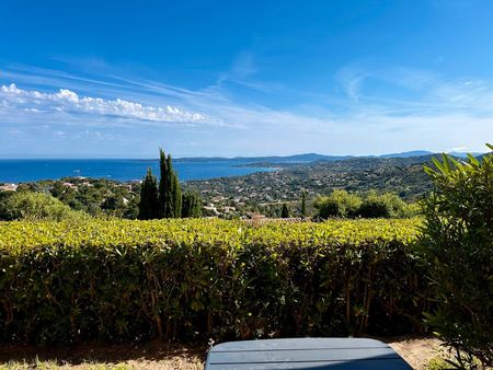 studio climatisé avec vue panoramique