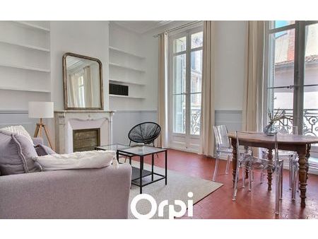 location appartement  66 m² t-3 à marseille 1  1 190 €