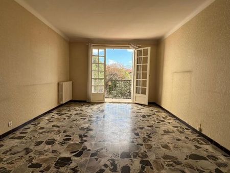 appartement f3 perpignan 65 m2 traversant