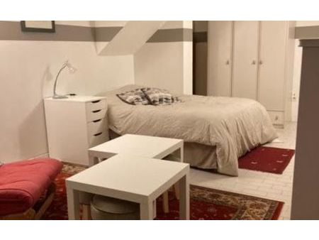 location appartement  m² t-1 à villeurbanne  504 €