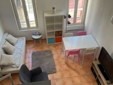 appartement de 30 m² meublé et équipé avec chambre en mezzanine – menpenti (marseille 10èm