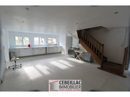 maison 9 pièces 300 m²