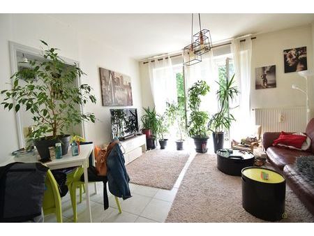 appartement 3 pièces 60 m²