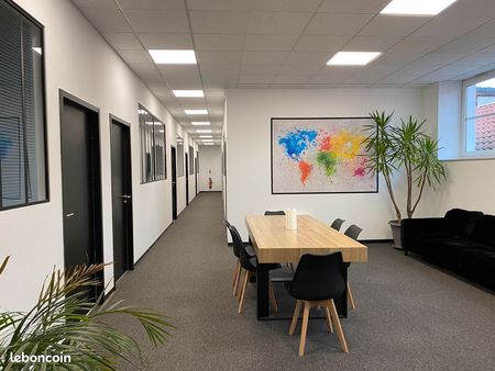 nouveau bureaux neufs à louer 20m2 dans espace coworking le syndicat à 10 min de remiremon