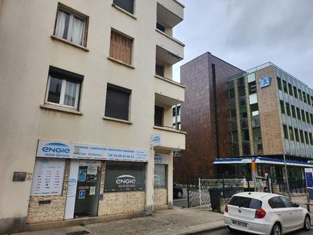 local professionnel / commercial 75m² carcassonne