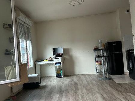 studio 29m2 avec parking - bondy centre ville