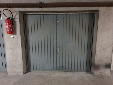 location garage / box fresnes