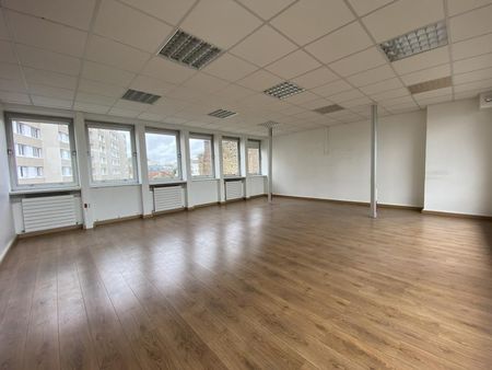 bureaux 203 m²