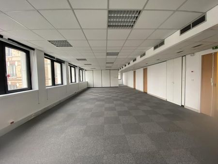 bureaux 308 m²