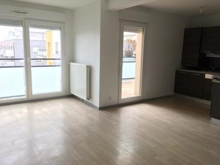 location appartement 3 pièces à saint-malo (35400) : à louer 3 pièces / 64m² saint-malo