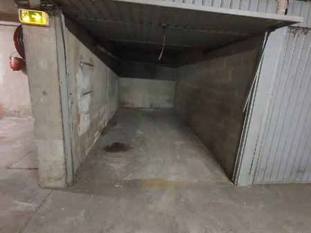 box/garage residence sécurisé