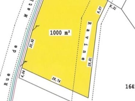 terrain constructible en bordure de route