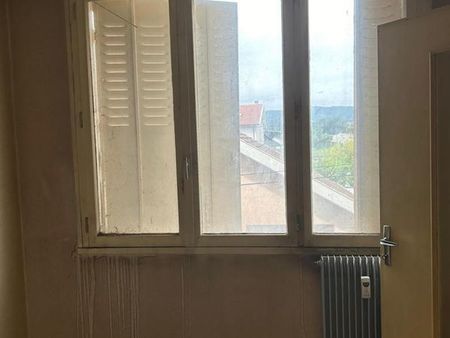 appartement 70m² - châteauvert - valence