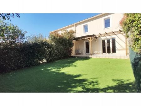 villa 4 pièces 85 m²