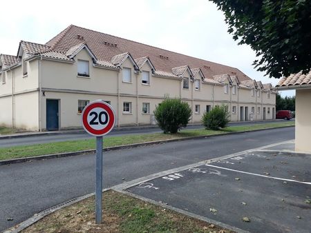 bergerac t3 - 2 chb en résidence piscine privée collective