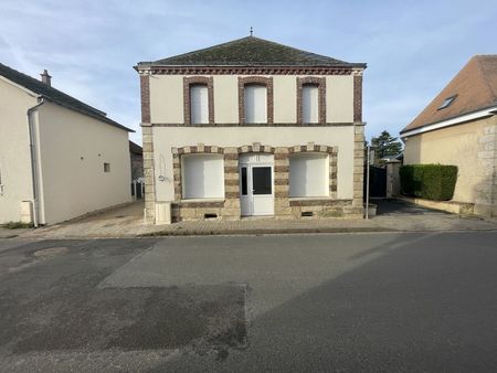 local commercial 81 m² dammarie