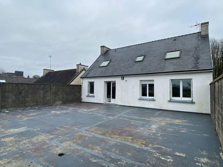 maison 8 pièces 163 m²