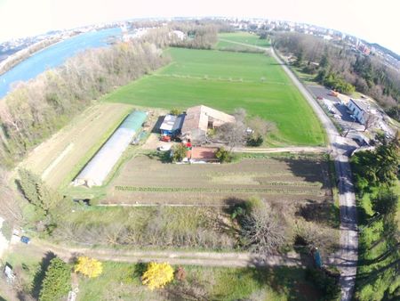 bâtisse corps de ferme a restaurée