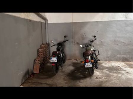 place moto individuelle dans garage fermé centre ville de valence